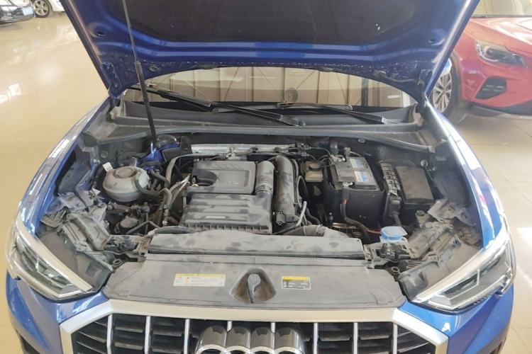 Used Audi Q3 2019 35 TFSI Advanced Style Edition Engine Bay