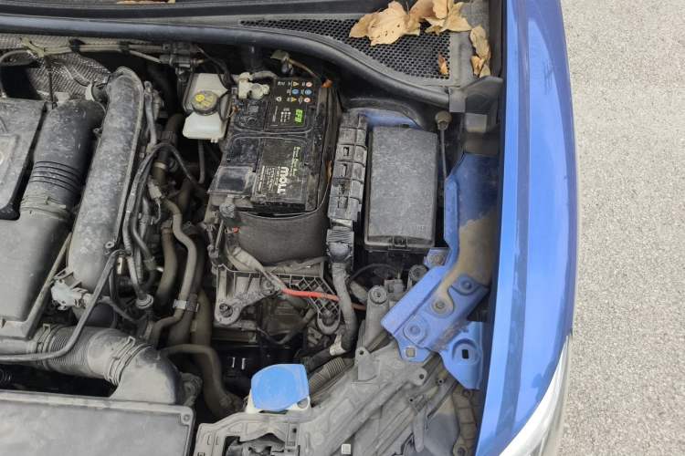 Used Audi Q3 2019 35 TFSI Fashion Dynamic Model Engine Bay Left