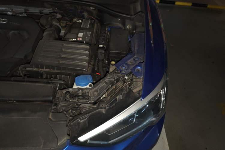 Used Audi Q3 2019 40 TFSI Fashionable and Elegant Model Engine Bay Left