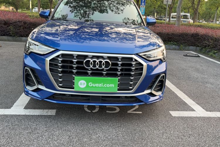 Used Audi Q3 2019 35 TFSI Fashion Dynamic Model Exterior 1