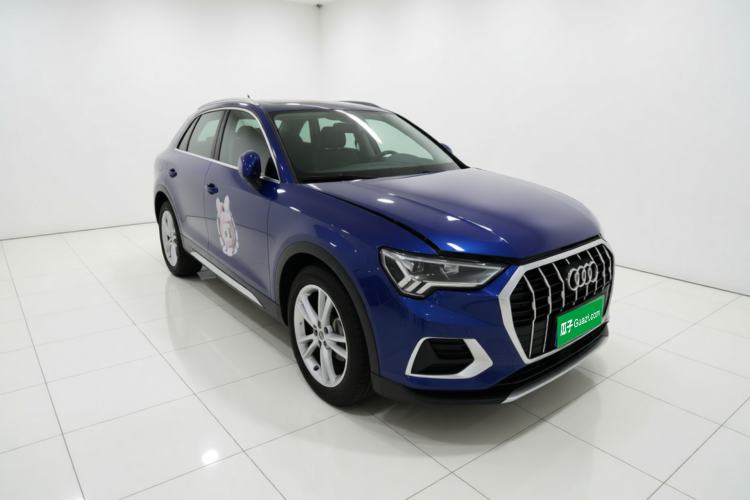 Used Audi Q3 2019 40 TFSI Fashionable and Elegant Model Exterior 2