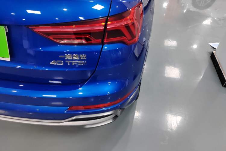 Used Audi Q3 2019 40 TFSI Fashion Dynamic Model Exterior 3