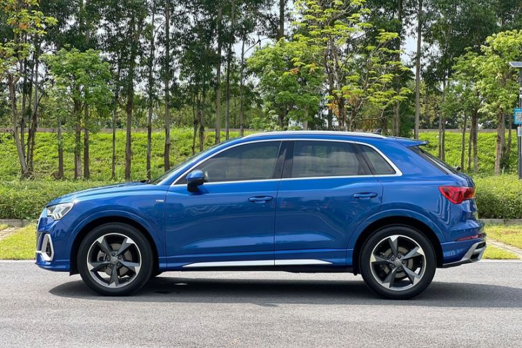 Used Audi Q3 2019 40 TFSI Fashion Dynamic Model Exterior 4