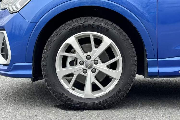Used Audi Q3 2019 35 TFSI Advanced Dynamic Edition Exterior 6