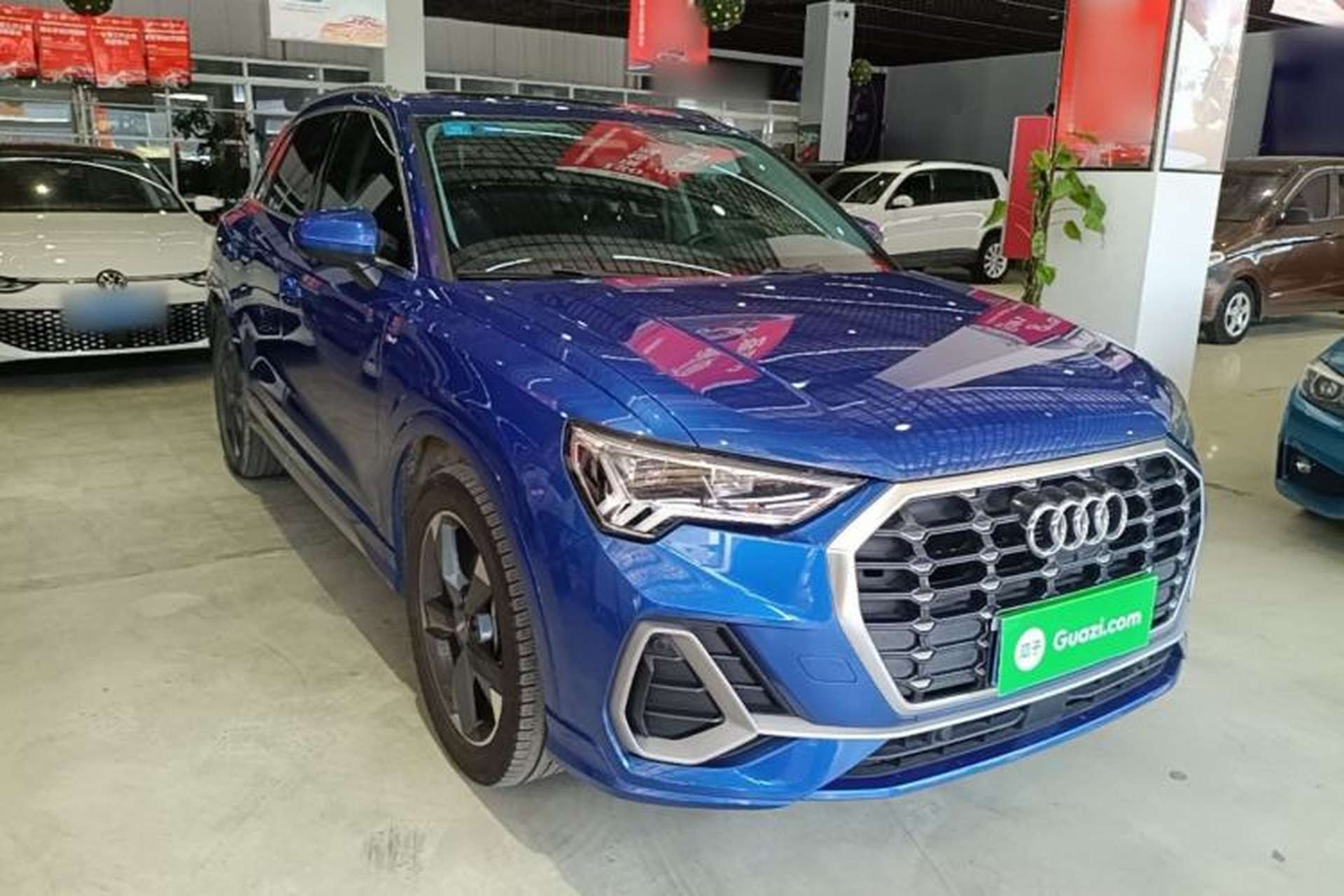 Used Audi Q3 2019 40 TFSI Fashion Dynamic Model Front Right 45 Deg