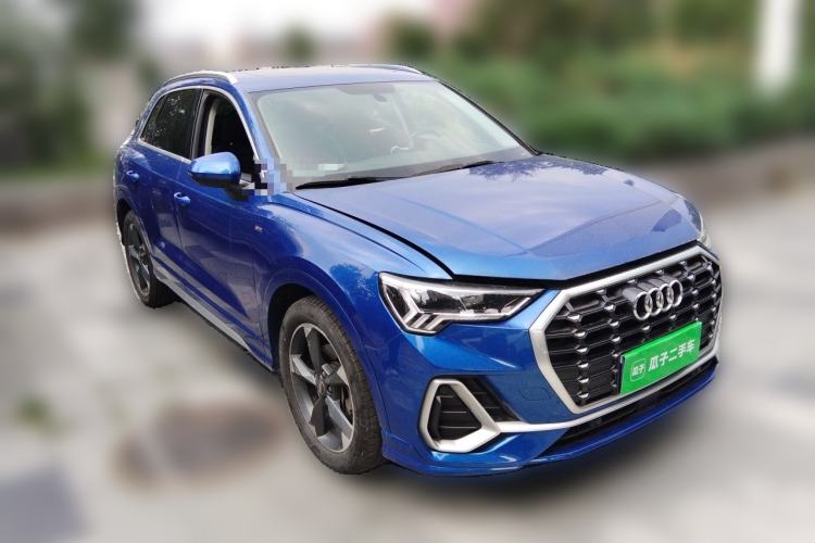 Used Audi Q3 2019 40 TFSI Fashion Dynamic Model Front Right 45 Deg