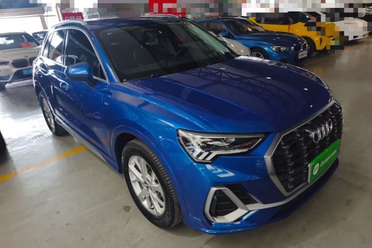 Used Audi Q3 2019 35 TFSI Advanced Dynamic Edition Front Right 45 Deg