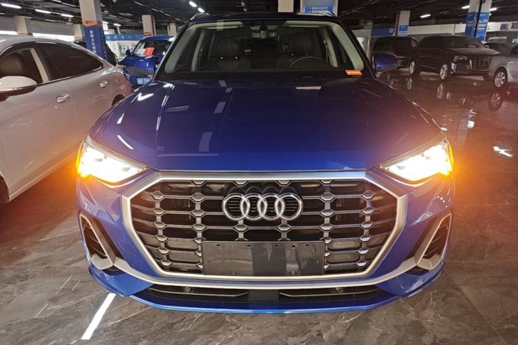 Used Audi Q3 2019 40 TFSI Fashion Dynamic Model Front