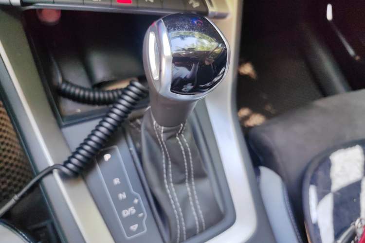 Used Audi Q3 2019 40 TFSI quattro Fashion Dynamic Model Gear Lever