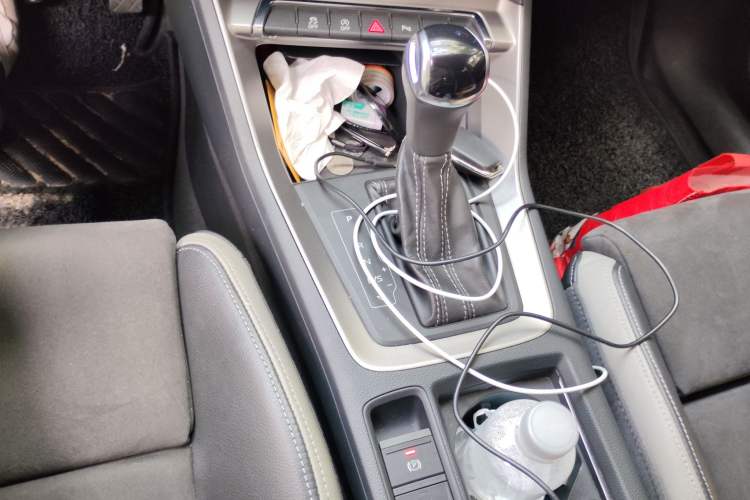 Used Audi Q3 2019 40 TFSI quattro Fashion Dynamic Model Gear Lever