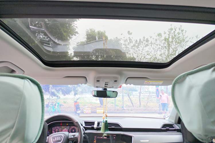 Used Audi Q3 2019 35 TFSI Advanced Dynamic Edition Headliner