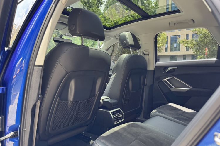 Used Audi Q3 2019 35 TFSI Advanced Dynamic Edition Interior 5