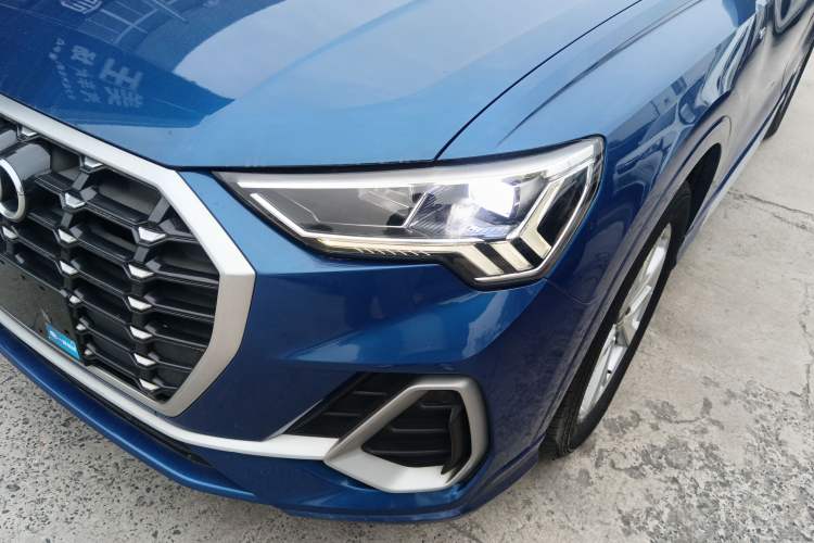 Used Audi Q3 2019 35 TFSI Advanced Dynamic Edition Left Front Headlight