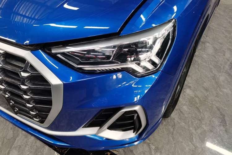 Used Audi Q3 2019 40 TFSI Fashion Dynamic Model Left Front Headlight