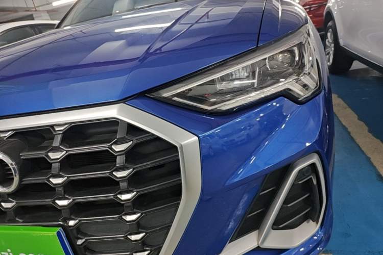 Used Audi Q3 2019 40 TFSI Fashion Dynamic Model Left Front Headlight
