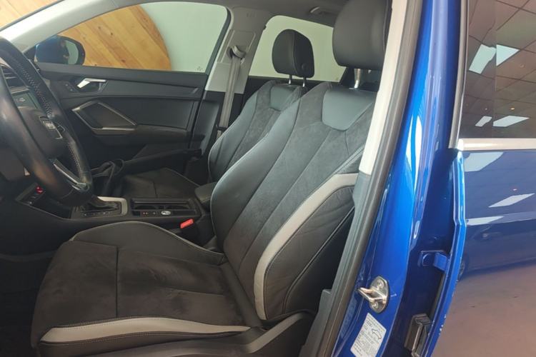 Used Audi Q3 2019 35 TFSI Advanced Dynamic Edition Left Front Seat