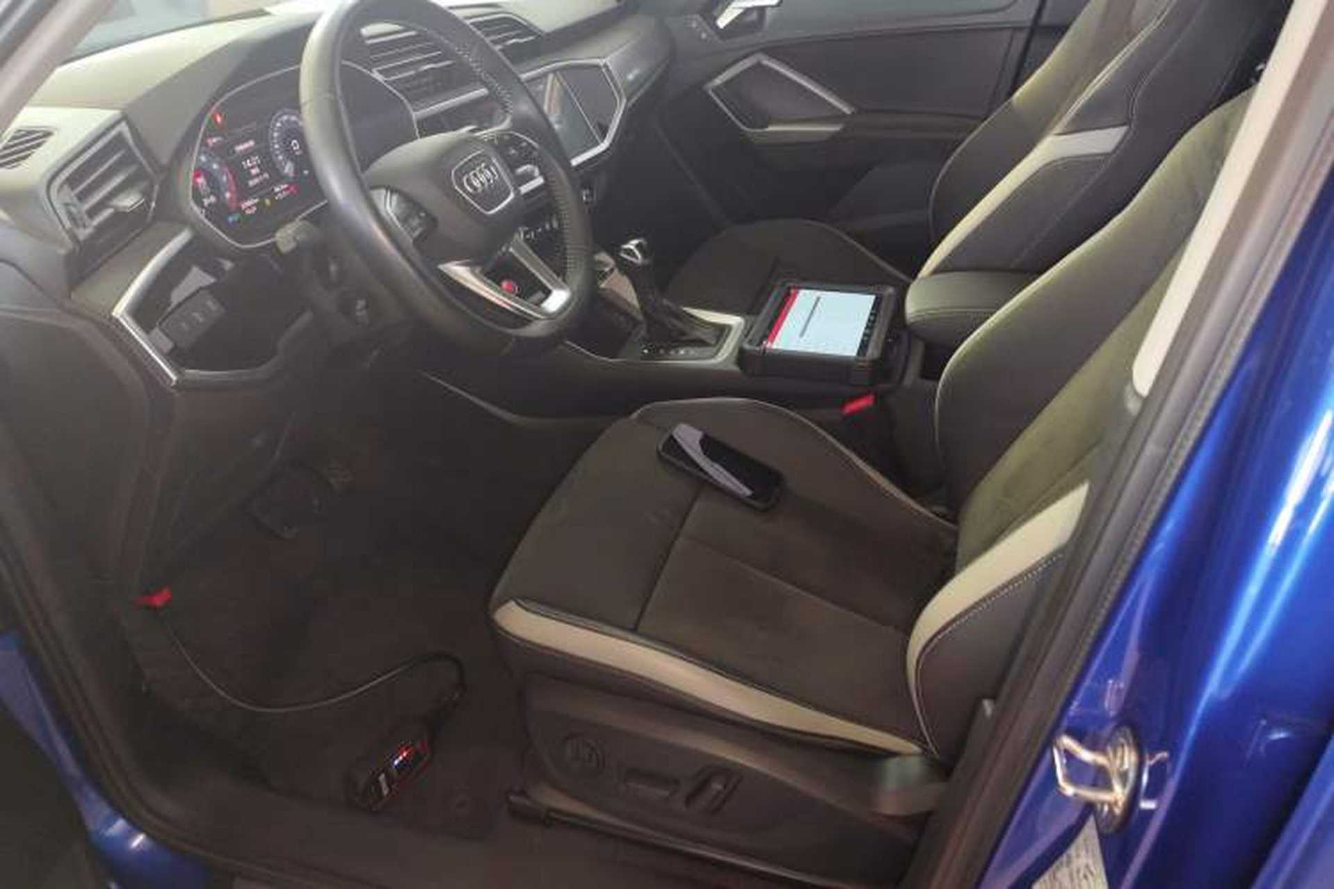 Used Audi Q3 2019 35 TFSI Advanced Dynamic Edition Left Front Seat
