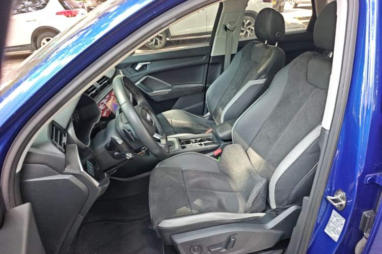 Used Audi Q3 2019 35 TFSI Fashion Dynamic Model Left Front Seat