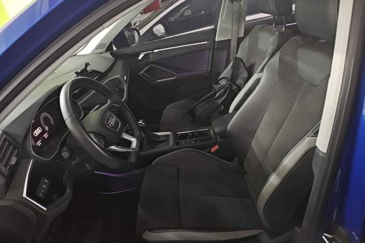 Used Audi Q3 2019 40 TFSI Fashion Dynamic Model Left Front Seat