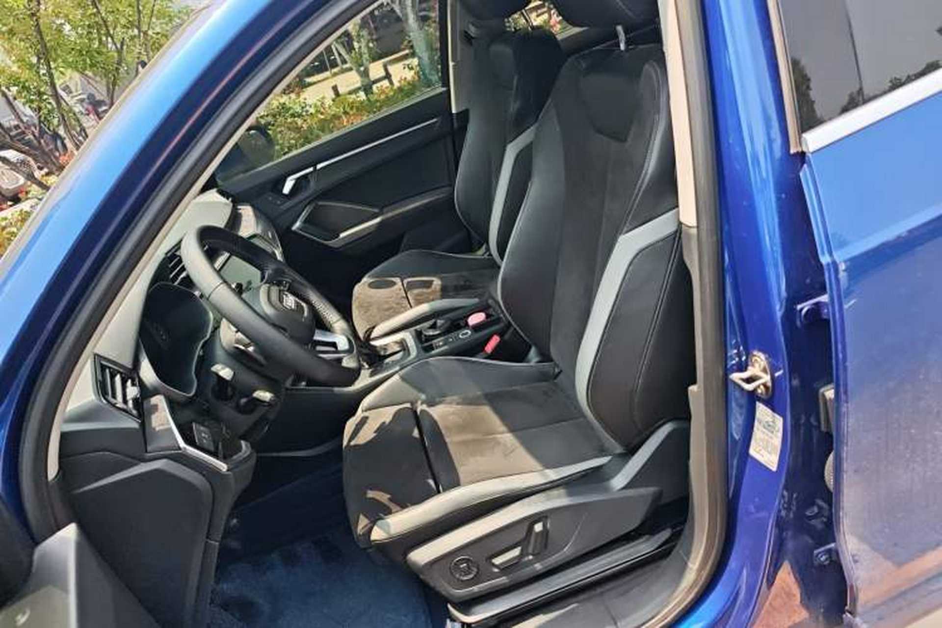 Used Audi Q3 2019 40 TFSI quattro Fashion Dynamic Model Left Front Seat