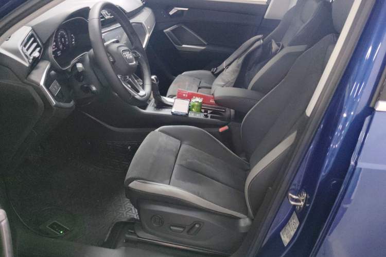 Used Audi Q3 2019 35 TFSI Advanced Dynamic Edition Left Front Seat