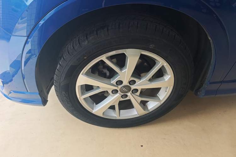 Used Audi Q3 2019 35 TFSI Advanced Dynamic Edition Left Front Wheel Hub