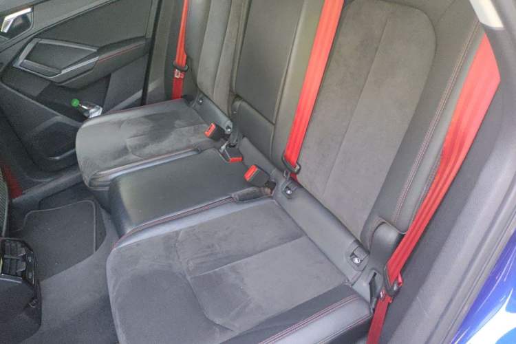 Used Audi Q3 2019 35 TFSI Advanced Dynamic Edition Left Rear Seat