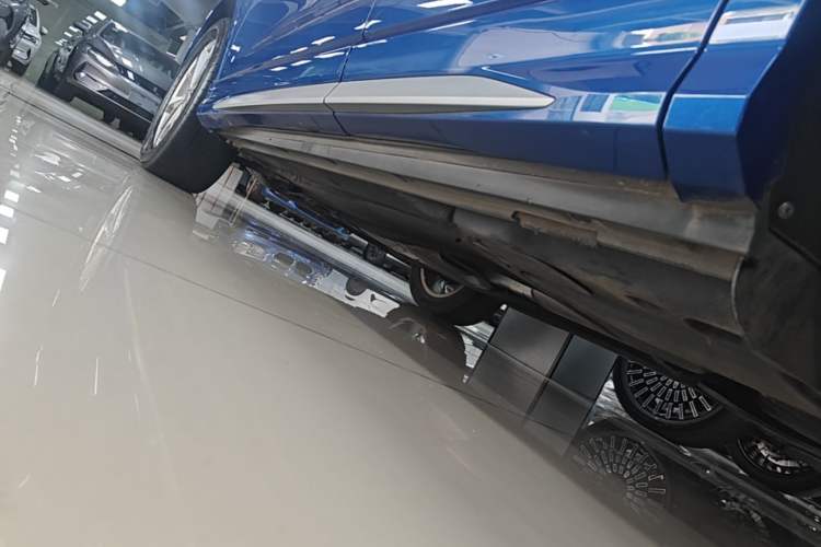 Used Audi Q3 2019 35 TFSI Advanced Dynamic Edition Left Side Sill