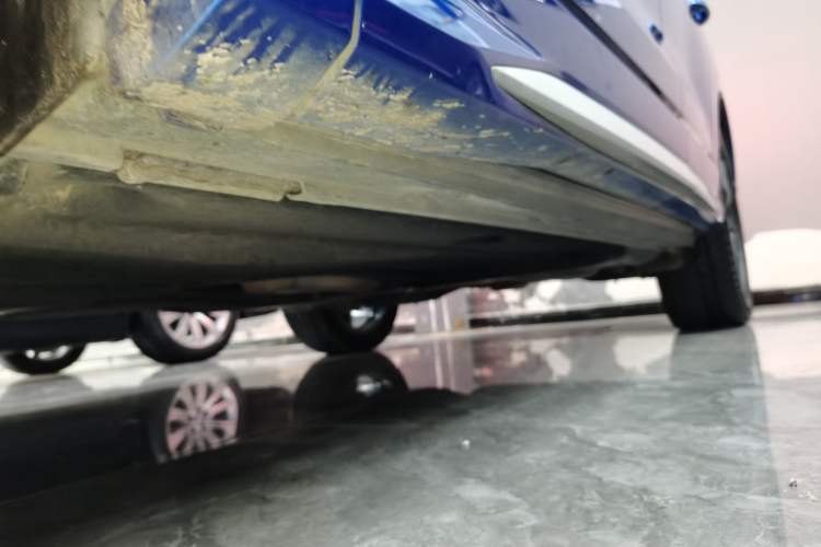 Used Audi Q3 2019 40 TFSI Fashion Dynamic Model Left Side Sill