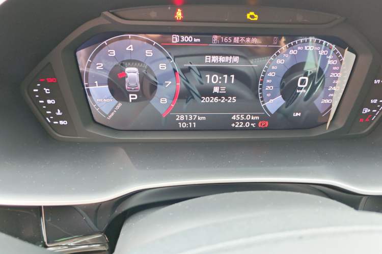 Used Audi Q3 2019 35 TFSI Advanced Dynamic Edition Odometer Close Up