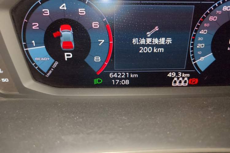 Used Audi Q3 2019 40 TFSI Fashion Dynamic Model Odometer Close Up