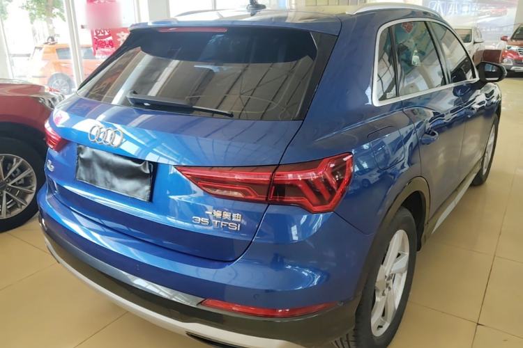Used Audi Q3 2019 35 TFSI Advanced Style Edition Rear Right 45 Deg