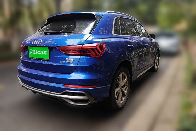 Used Audi Q3 2019 35 TFSI Advanced Dynamic Edition Rear Right 45 Deg