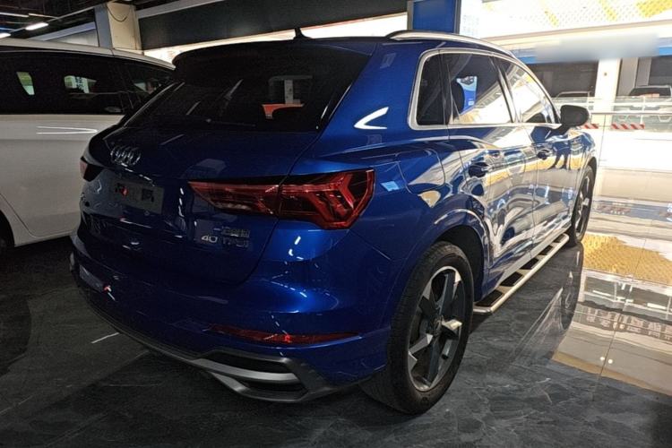 Used Audi Q3 2019 40 TFSI Fashion Dynamic Model Rear Right 45 Deg