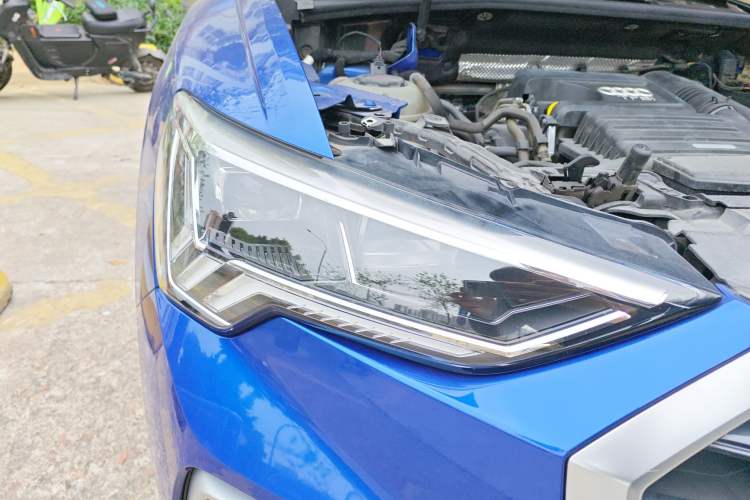 Used Audi Q3 2019 35 TFSI Advanced Dynamic Edition Right Front Headlight