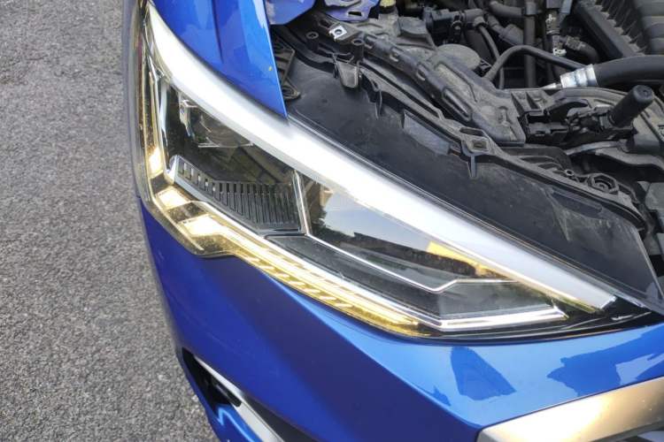 Used Audi Q3 2019 35 TFSI Advanced Dynamic Edition Right Front Headlight