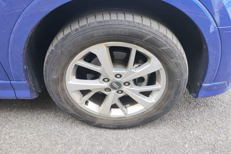 Used Audi Q3 2019 35 TFSI Advanced Dynamic Edition Right Front Wheel Hub