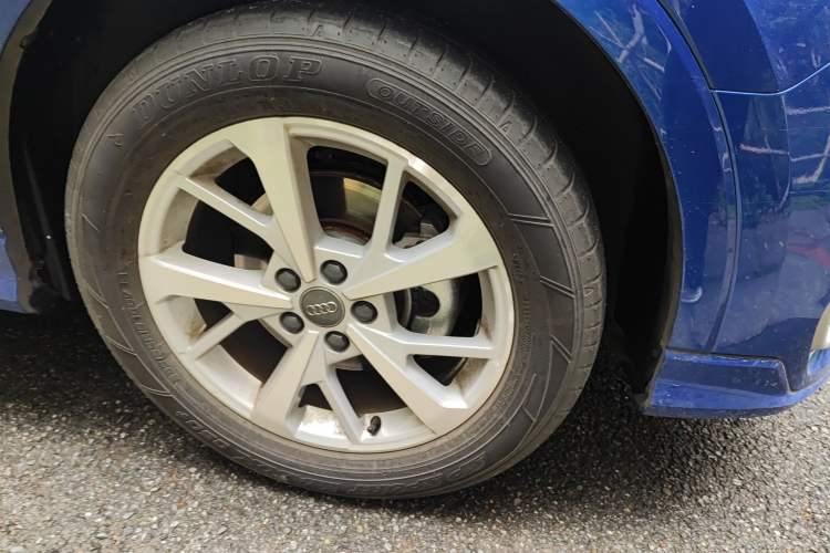 Used Audi Q3 2019 35 TFSI Advanced Dynamic Edition Right Front Wheel Hub