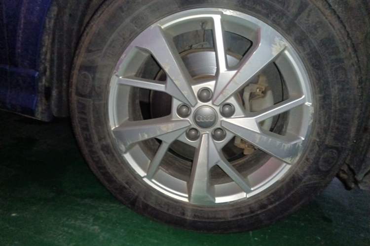 Used Audi Q3 2019 35 TFSI Advanced Dynamic Edition Right Front Wheel Hub