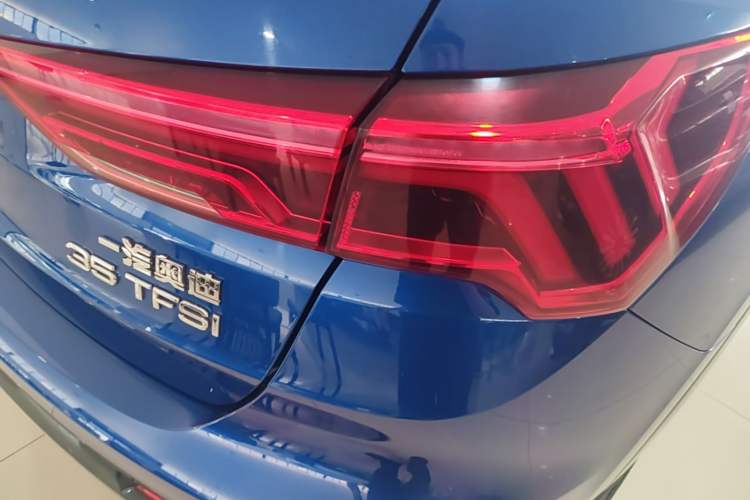 Used Audi Q3 2019 35 TFSI Advanced Style Edition Right Rear Taillight