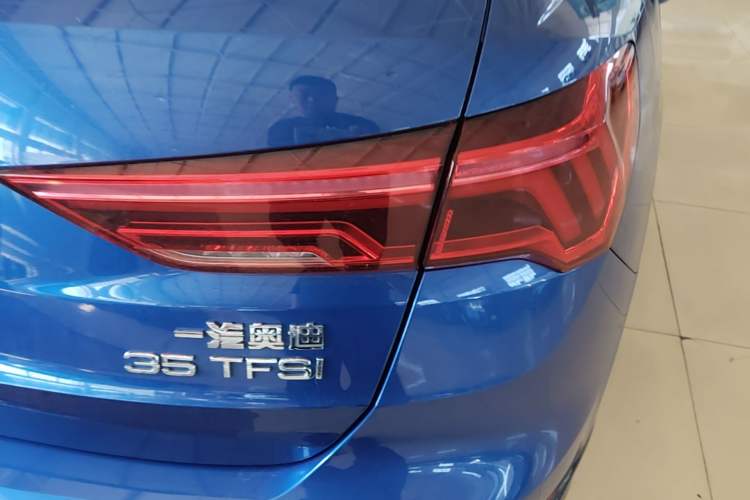 Used Audi Q3 2019 35 TFSI Advanced Style Edition Right Rear Taillight