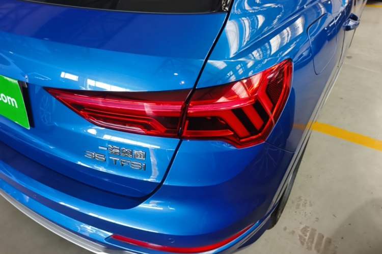 Used Audi Q3 2019 35 TFSI Advanced Dynamic Edition Right Rear Taillight