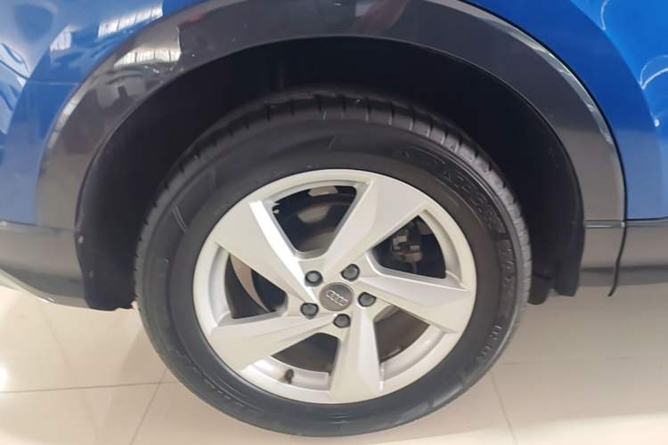 Used Audi Q3 2019 35 TFSI Advanced Style Edition Right Rear Wheel Hub