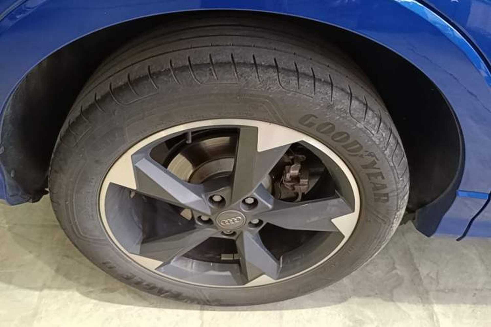 Used Audi Q3 2019 40 TFSI Fashion Dynamic Model Right Rear Wheel Hub