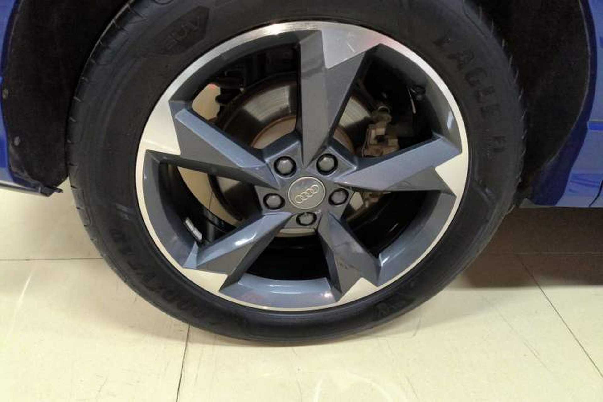 Used Audi Q3 2019 35 TFSI Fashion Dynamic Model Right Rear Wheel Hub