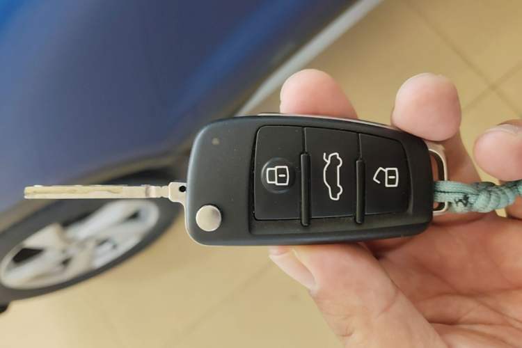 Used Audi Q3 2019 35 TFSI Advanced Style Edition Vehicle Key