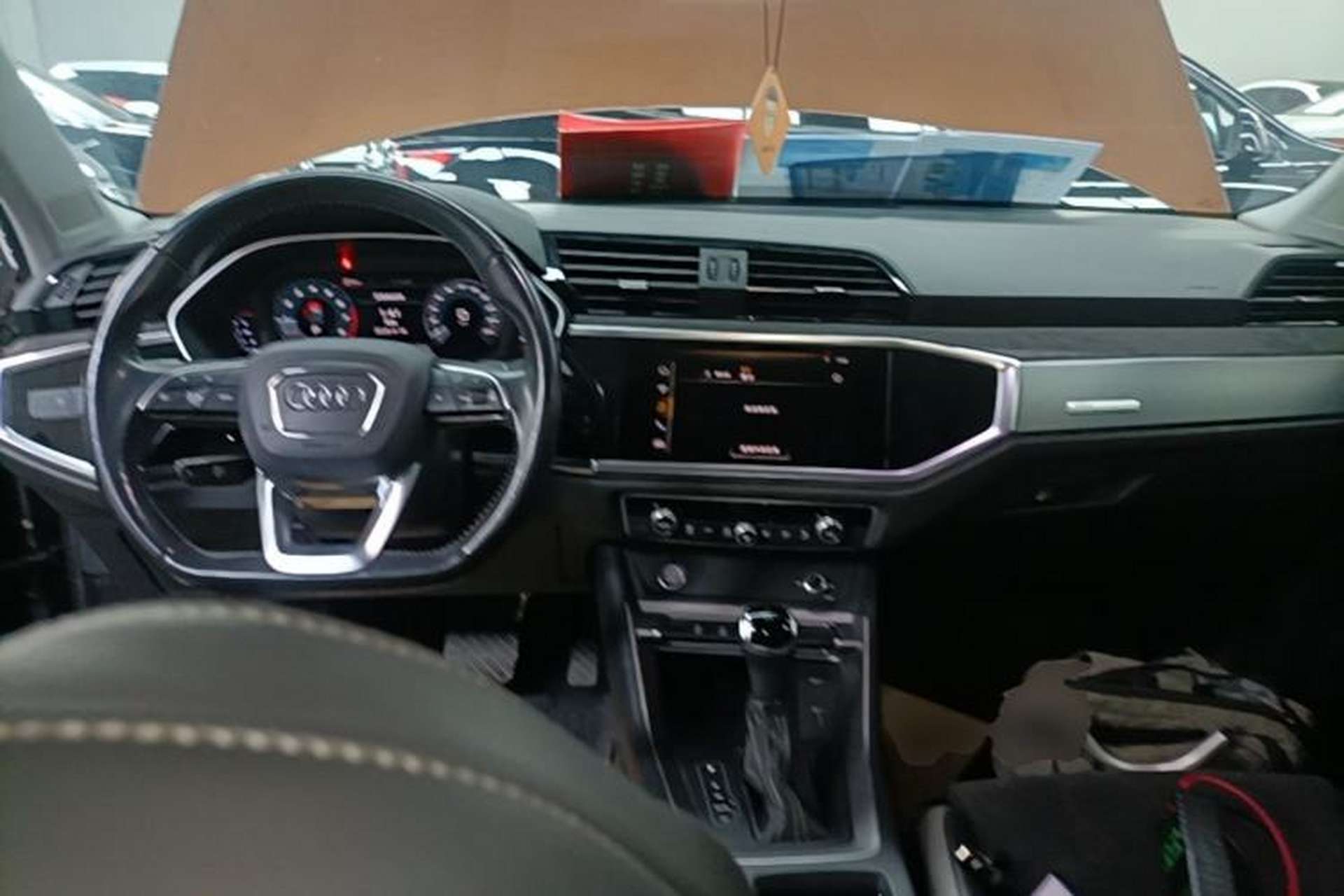 Used Audi Q3 2019 35 TFSI Fashion Dynamic Model Center Console