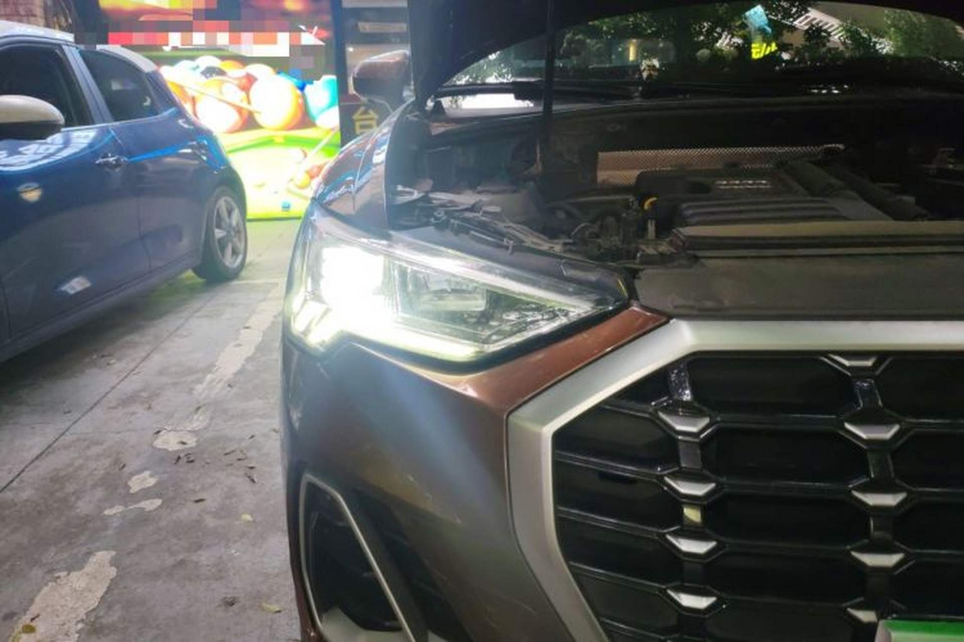 Used Audi Q3 2019 35 TFSI Fashion Dynamic Model Right Front Headlight