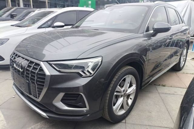 Used Audi Q3 2019 40 TFSI Fashionable and Elegant Model