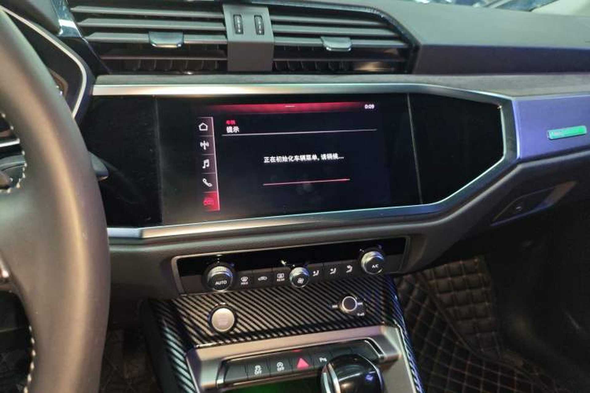 Used Audi Q3 2019 40 TFSI Fashion Dynamic Model Audio And AC Panel